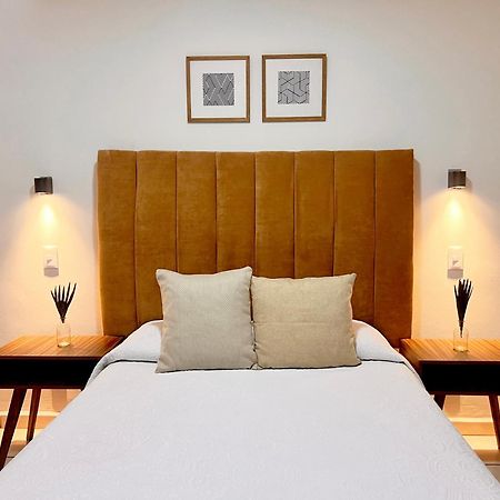 Suites Ciento 37 León Kültér fotó