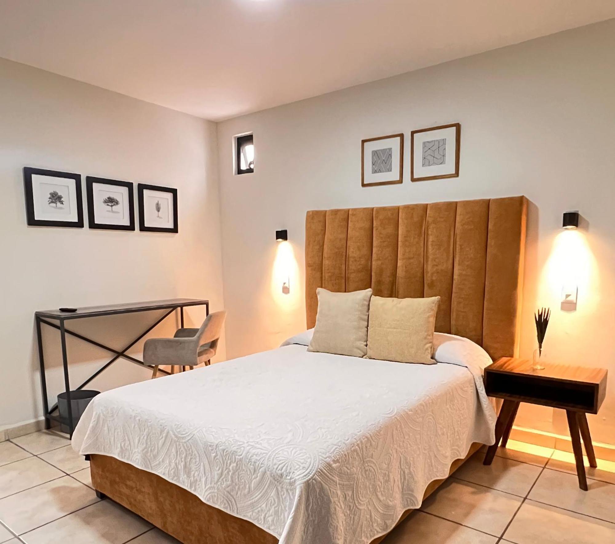 Suites Ciento 37 León Kültér fotó