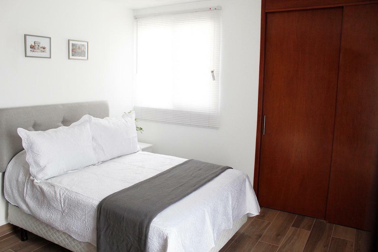 Suites Ciento 37 León Kültér fotó