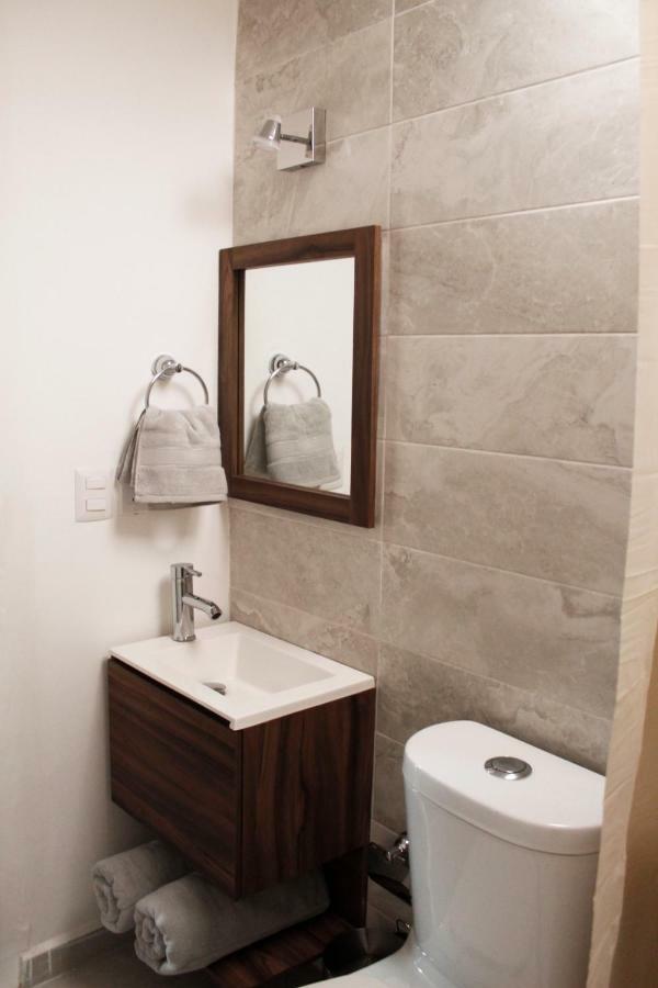 Suites Ciento 37 León Kültér fotó